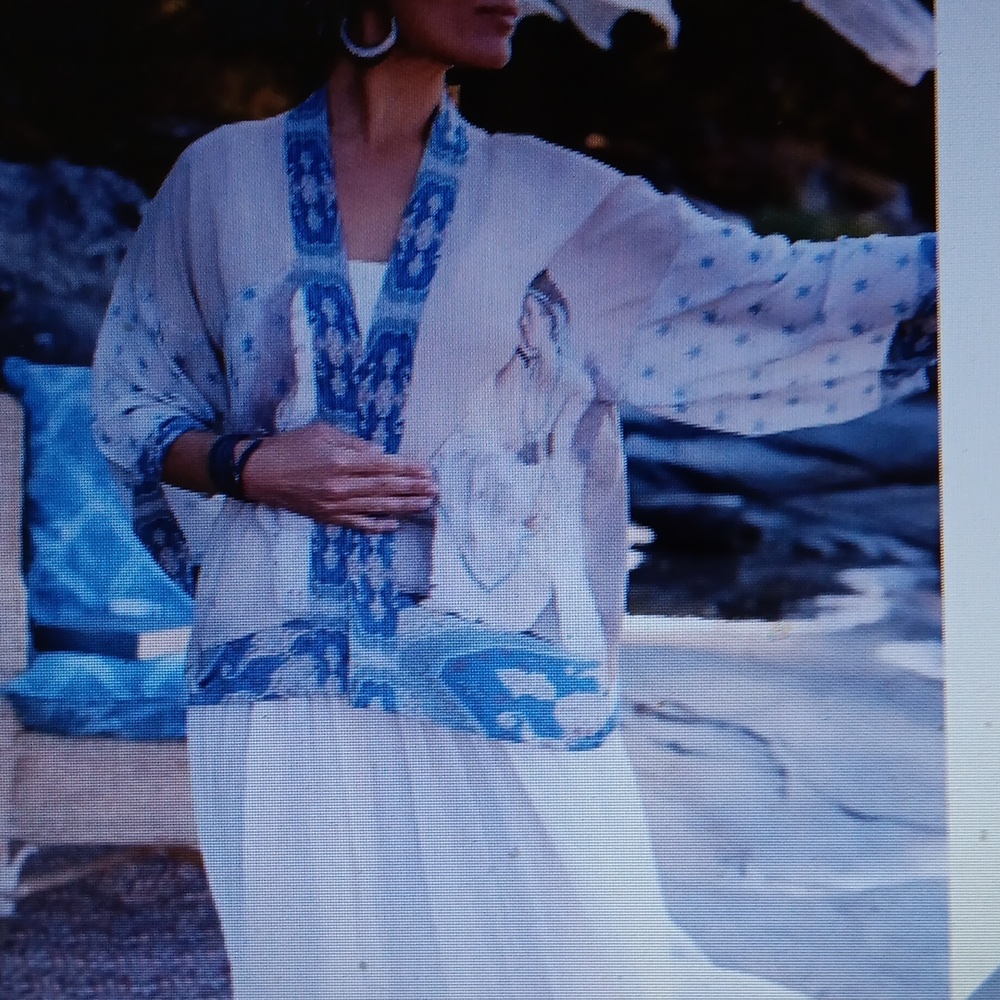 MARKET OF STARS..HEAD IN THE CLOUDS..cropped Duster.. - Picture 3 of 13